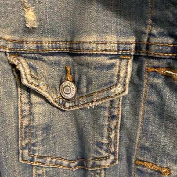 Jean jacket - Picture 5 of 5